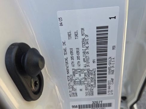 Used 2025 Toyota Sequoia TRD Pro AWD/4WD image 6