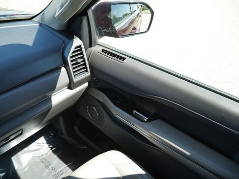 Used 2020 Ford Expedition Max XLT AWD/4WD image 26