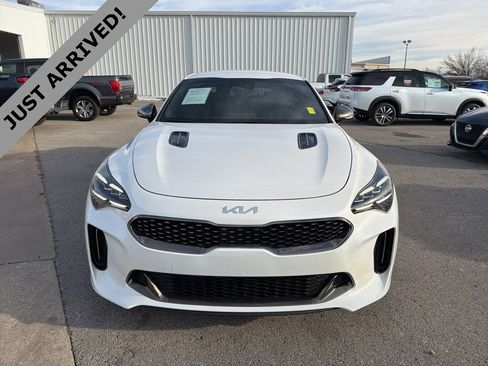 Used 2022 Kia Stinger GT-Line image 2