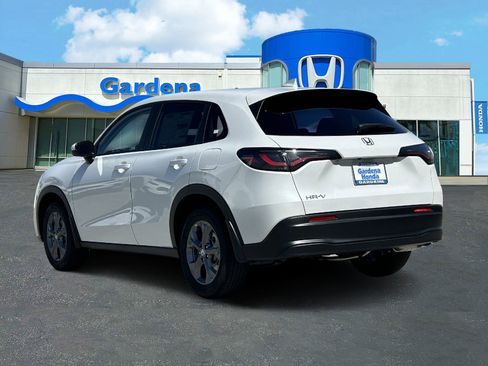 New 2027 Honda HR-V LX image 4