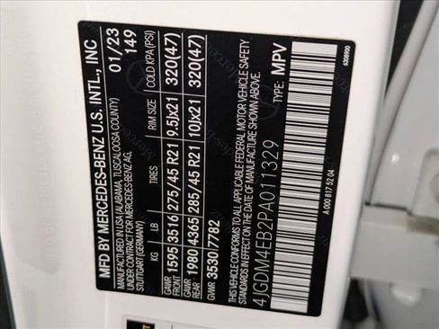 Certified 2023 Mercedes-Benz EQS 580 4MATIC SUV image 28