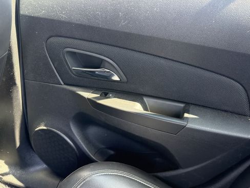 Used 2014 Chevrolet Cruze LTZ w/ RS Package FWD image 13