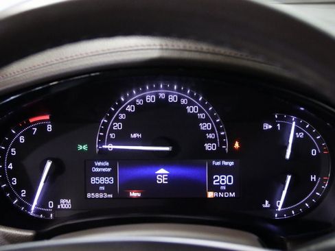 Used 2017 Cadillac XTS Luxury image 36