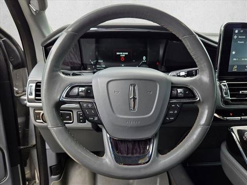 Used 2019 Lincoln Navigator Reserve w/ Cargo Package AWD/4WD image 12