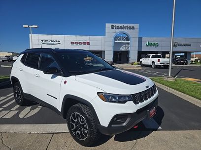 New 2026 Jeep Compass Trailhawk w/ Trailer Tow Group