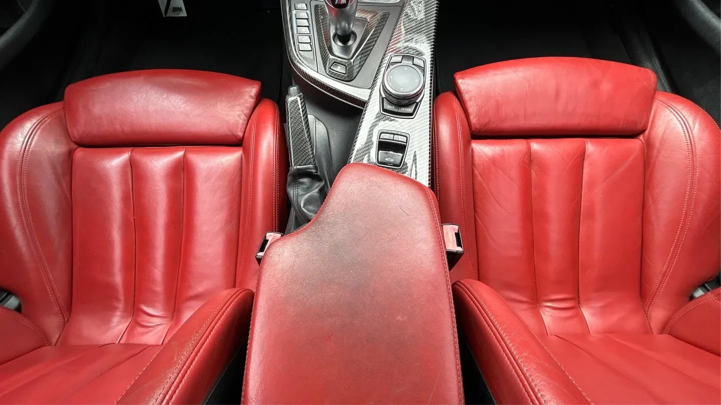 Used 2016 BMW M4 Convertible RWD image 39