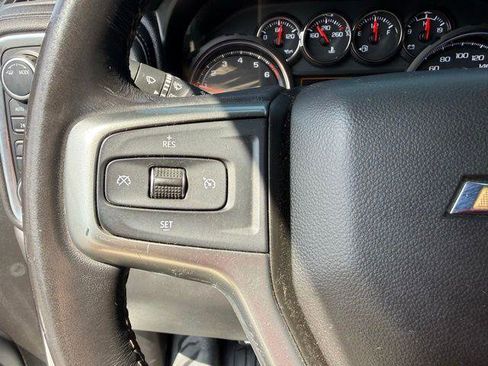 Used 2021 Chevrolet Silverado 1500 LT w/ Fleet Comfort Package AWD/4WD image 9