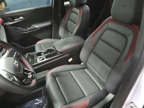 New 2026 Chevrolet Equinox RS w/ Convenience Package III FWD image 18