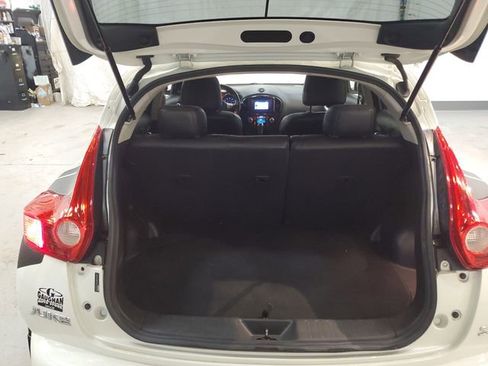 Used 2011 Nissan Juke SL image 23