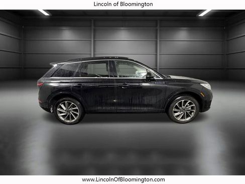 Certified 2025 Lincoln Corsair Grand Touring w/ Equipment Group 301A image 8