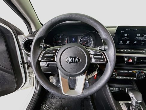 Used 2019 Kia Forte LXS FWD image 13