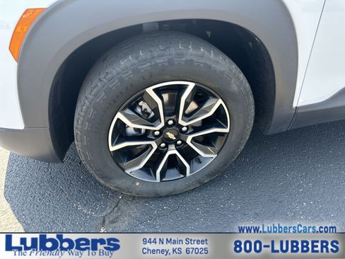 Used 2023 Chevrolet TrailBlazer ACTIV w/ Convenience Package FWD image 10