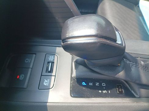 Used 2021 Toyota Venza XLE w/ Softex Package AWD/4WD image 23
