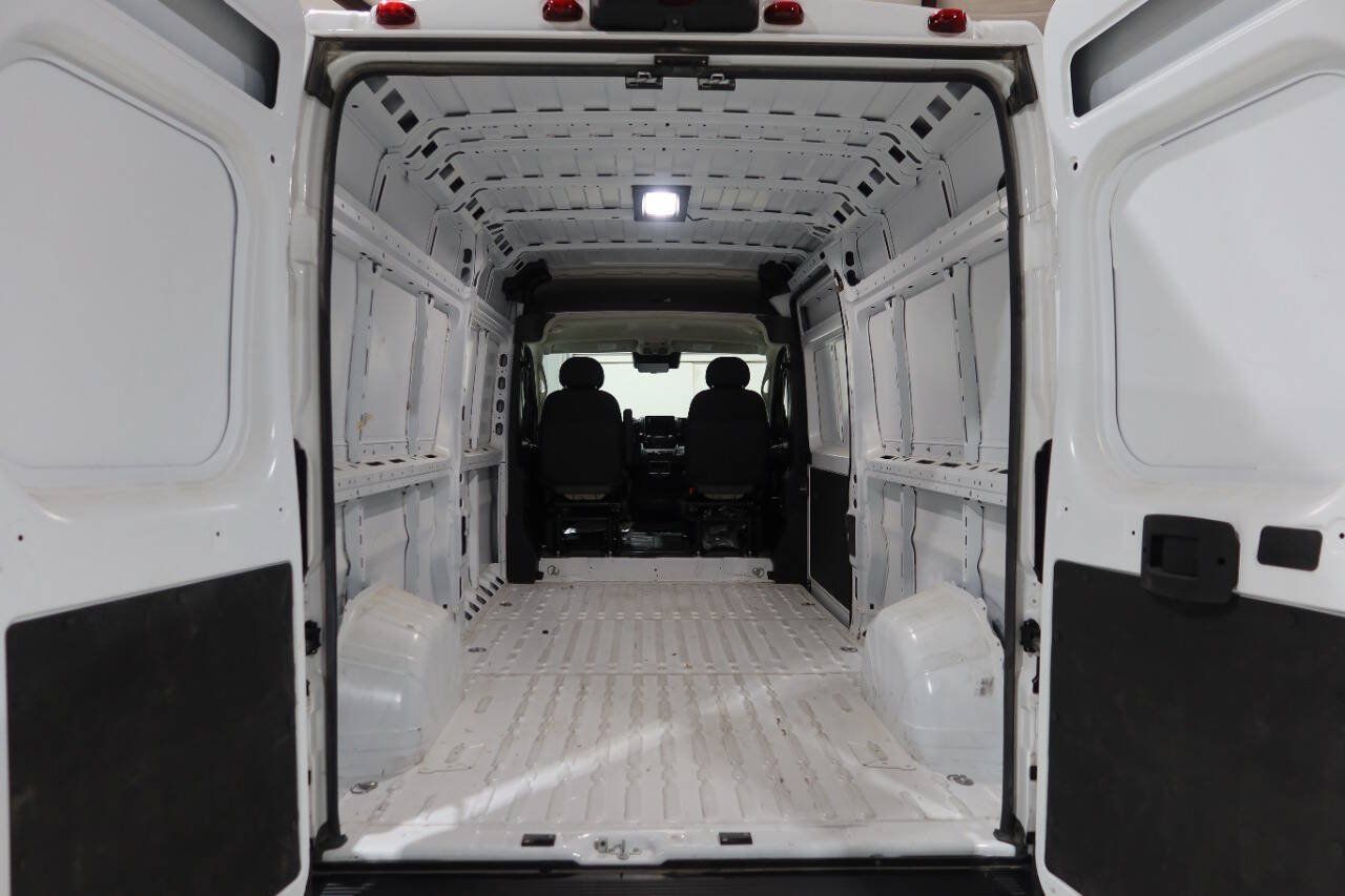 Used 2024 RAM ProMaster 2500 w/ Safety Group FWD image 15