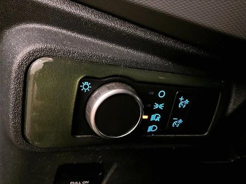 Used 2022 Ford Bronco 2-Door AWD/4WD image 30