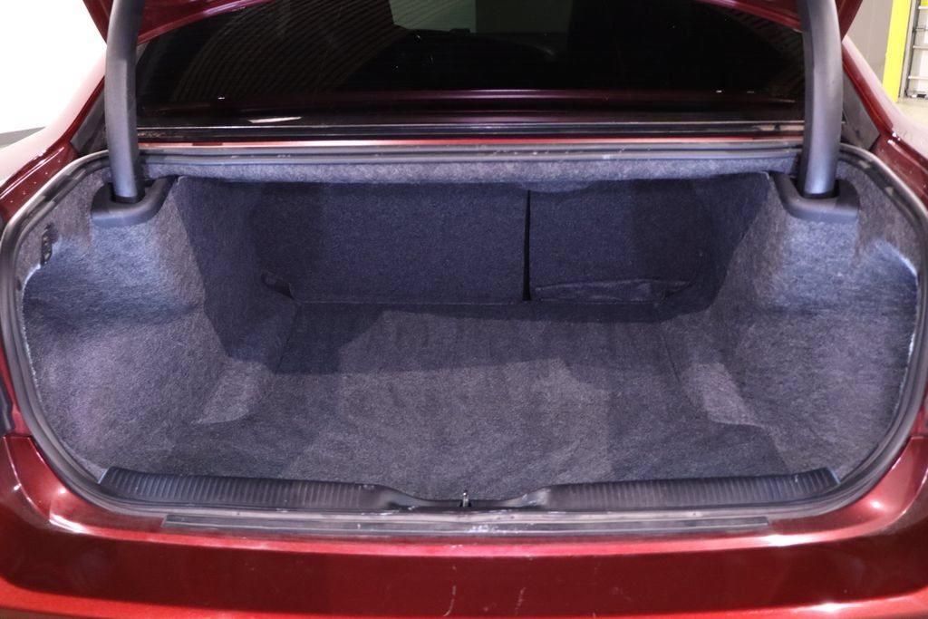Used 2020 Dodge Charger SXT RWD image 29