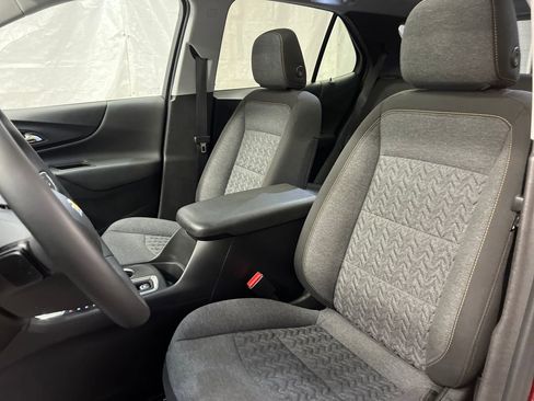 Used 2023 Chevrolet Equinox LT image 17