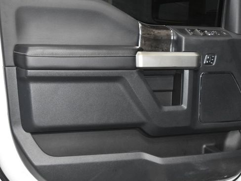 Used 2022 Ford F250 Lariat w/ Lariat Ultimate Package image 32