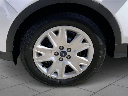 Used 2016 Ford Escape S image 11