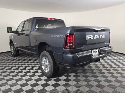 New 2026 RAM 2500 Big Horn AWD/4WD image 6