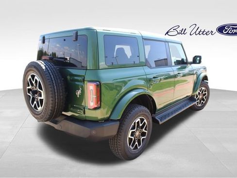 New 2025 Ford Bronco Outer Banks image 3