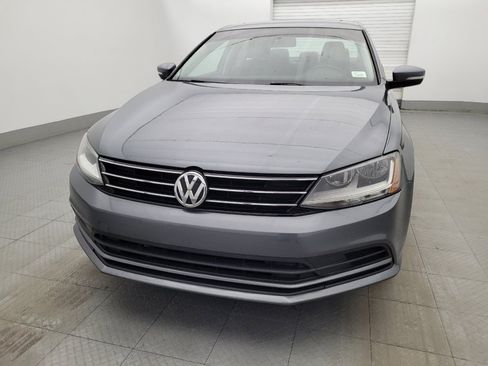 Used 2017 Volkswagen Jetta SE FWD image 15