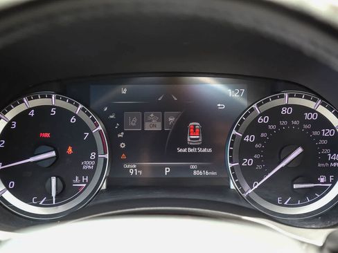 Used 2022 Toyota Highlander XSE FWD image 25