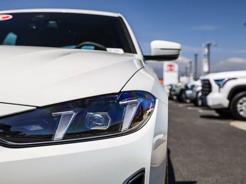 Used 2025 BMW i4 eDrive40 w/ M Sport Package RWD image 10