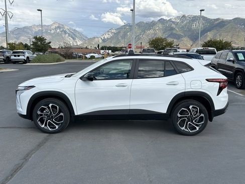 New 2026 Chevrolet Trax RS w/ Driver Confidence Package image 9