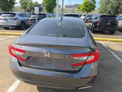 Used 2019 Honda Accord Sport image 5