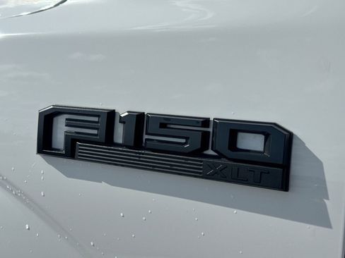 Used 2020 Ford F150 XLT w/ Equipment Group 302A Luxury AWD/4WD image 15