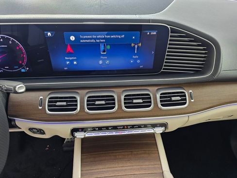 New 2026 Mercedes-Benz GLS 450 4MATIC image 15
