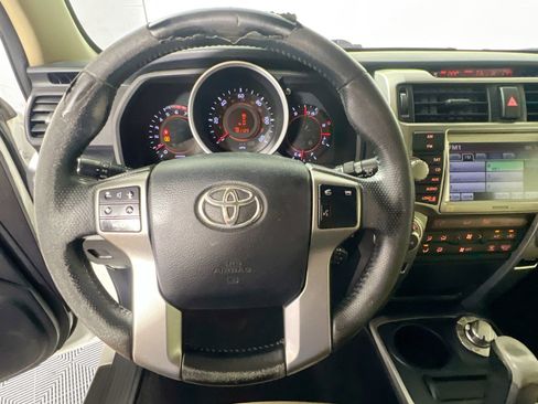 Used 2013 Toyota 4Runner Limited image 17