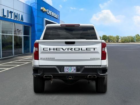 Used 2023 Chevrolet Silverado 1500 Custom Trail Boss AWD/4WD image 7