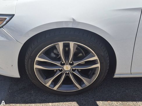 Used 2022 Chevrolet Malibu LT FWD image 10