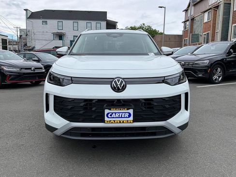 New 2026 Volkswagen Tiguan SE AWD/4WD image 3