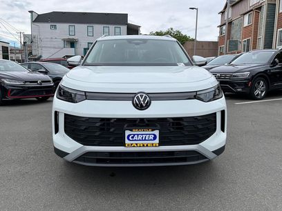 New 2026 Volkswagen Tiguan SE