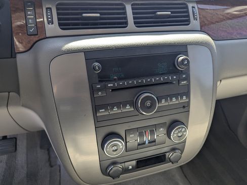 Used 2008 GMC Yukon SLE RWD image 11