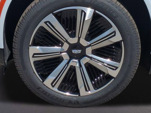 New 2026 Cadillac Escalade IQL Luxury AWD/4WD image 13