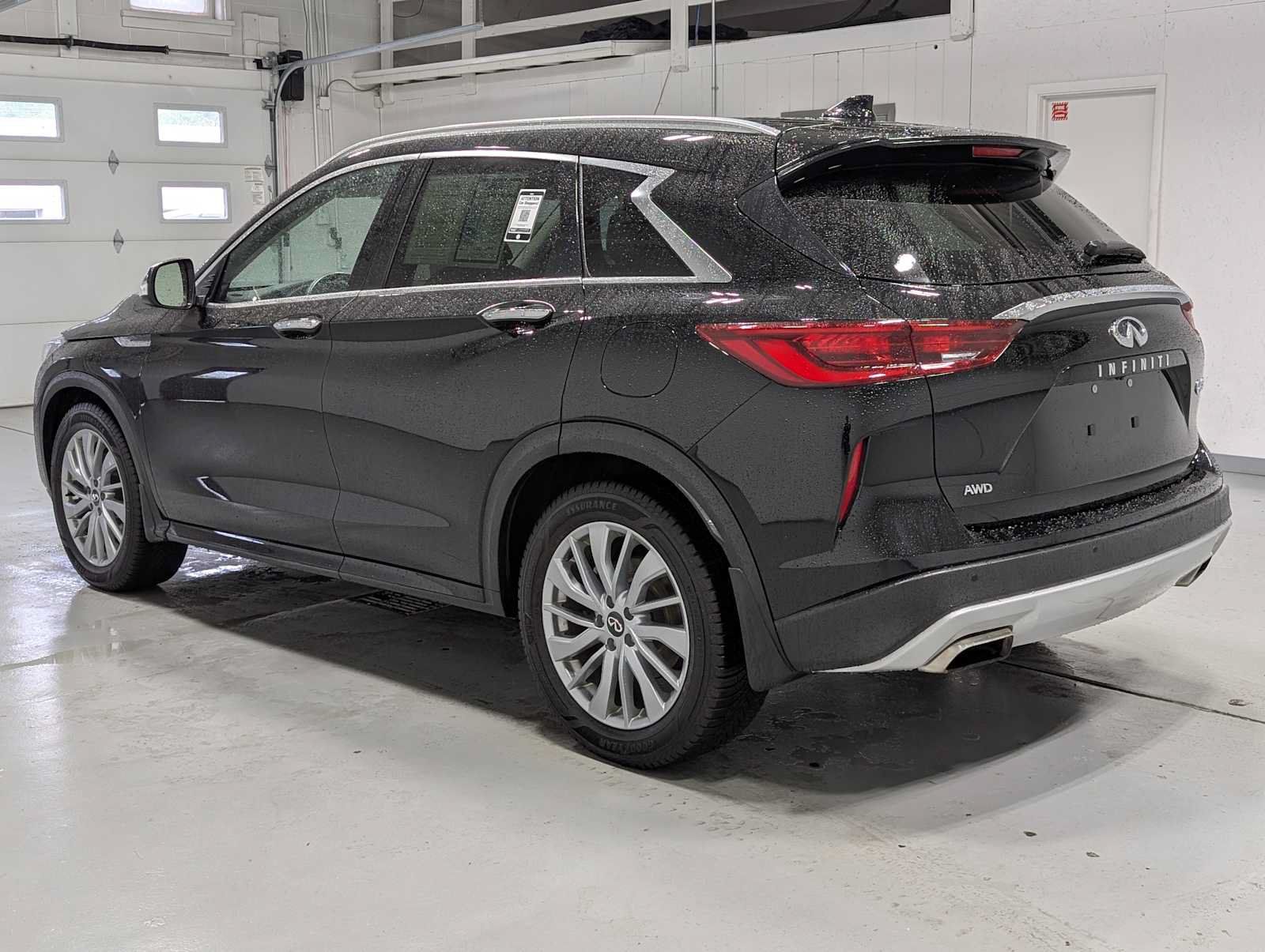 Used 2023 INFINITI QX50 Luxe AWD/4WD image 10