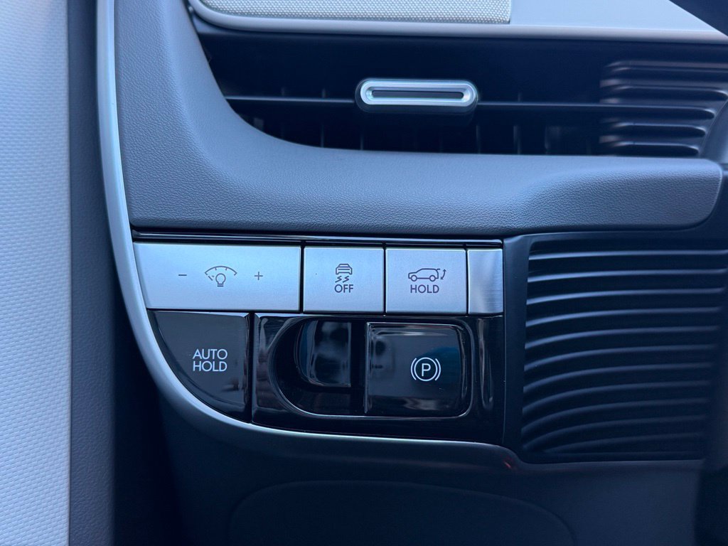 Certified 2024 Hyundai Ioniq 5 SEL AWD/4WD image 29