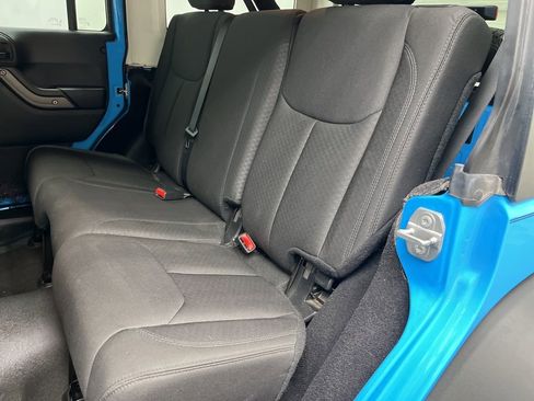 Used 2017 Jeep Wrangler Unlimited Sport w/ Quick Order Package 24S image 18