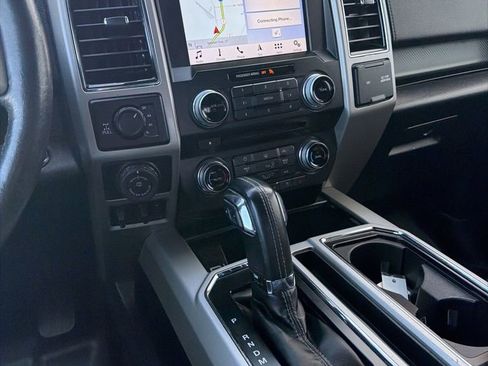 Used 2018 Ford F150 Lariat w/ Equipment Group 502A Luxury image 15