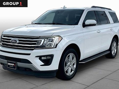 Used 2019 Ford Expedition XLT w/ Equipment Group 202A AWD/4WD image 1