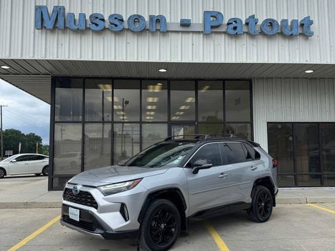 Used 2022 Toyota RAV4 XSE AWD/4WD image 1