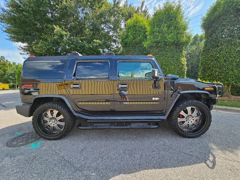 Used 2003 HUMMER H2 w/ Preferred Equipment Group AWD/4WD image 6