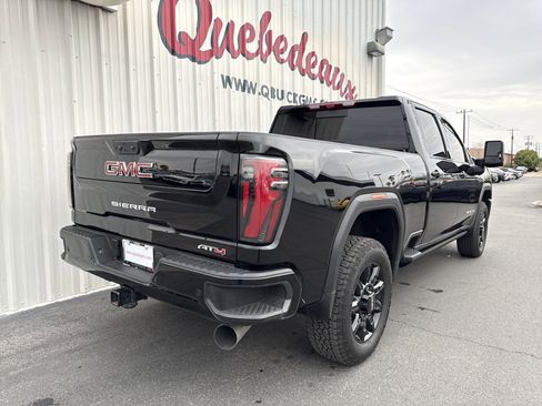 Used 2025 GMC Sierra 2500 AT4 w/ AT4 Premium Plus Package image 34