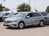 Used 2019 Volkswagen Jetta R-Line image 3