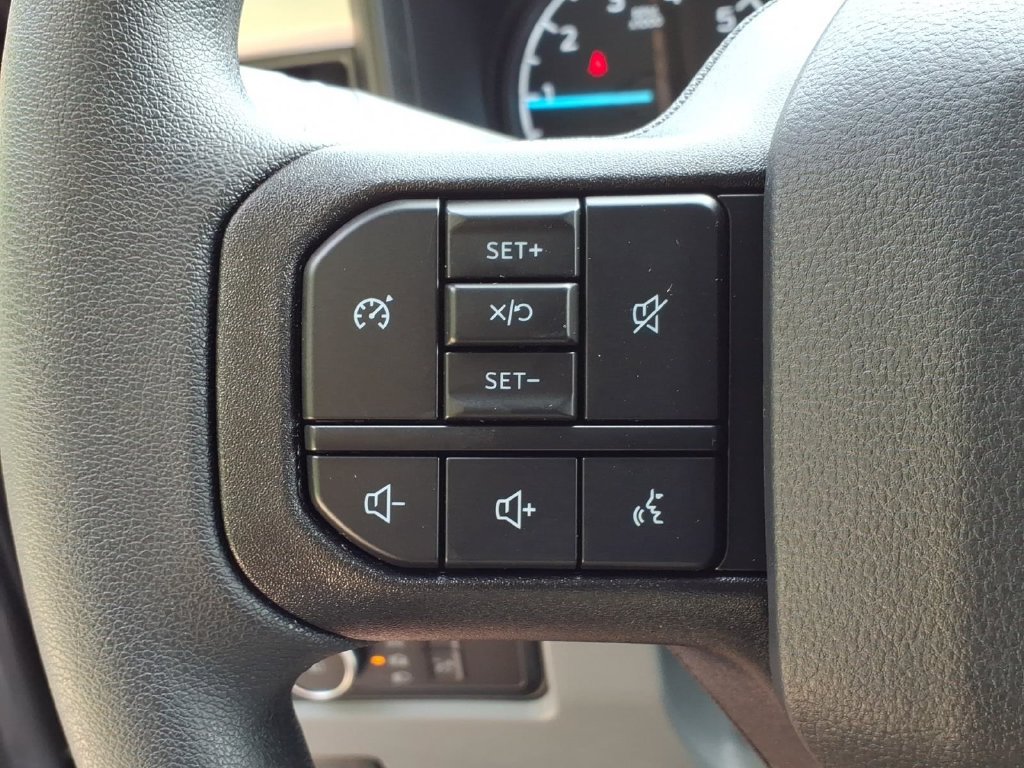 New 2026 Ford F350 XLT w/ FX4 Off-Road Package AWD/4WD image 24
