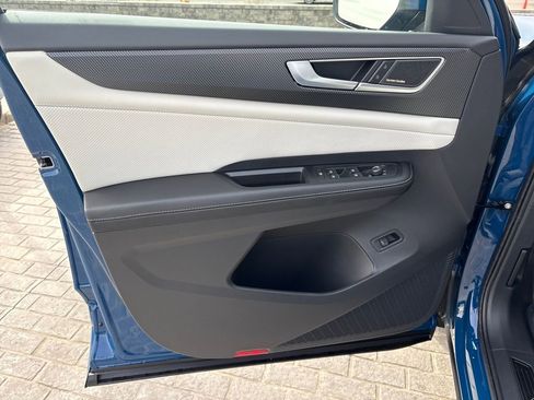 New 2026 Volkswagen Atlas Cross Sport SEL Premium R-Line image 10